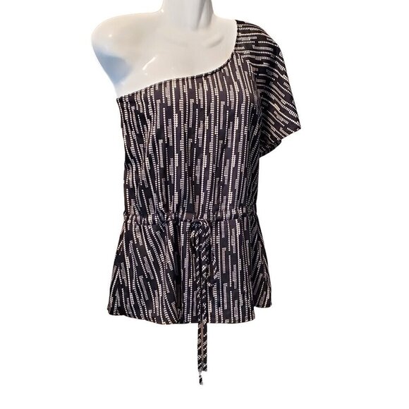 BLACK/BEIGE ONE SHOULDER TOP SIZE LARGE - Picture 1 of 10